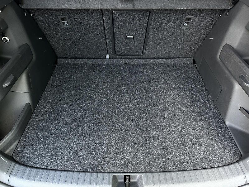 Škoda Elroq RS 340PS 4x4 84iV Matrix-LED H - fotka 50 z 53