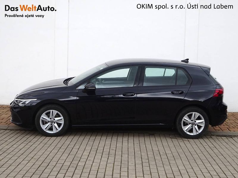 Volkswagen Golf (2022) 1,0 TSi/ 81kW  Life - fotka 3 z 28