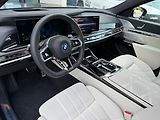 BMW Řada 7 750e xDrive 07/2025 TV - náhled 13