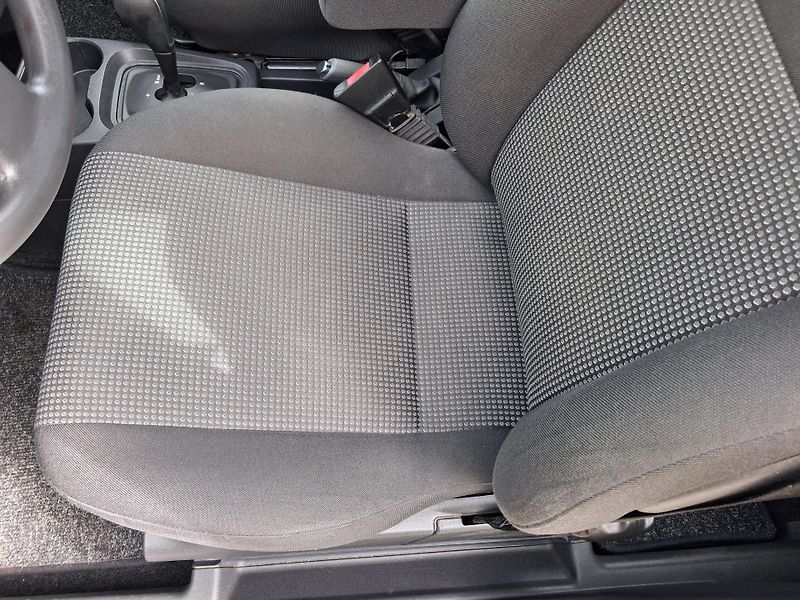 Opel Meriva (2009) 1,6i AUTOMAT  VYHŘ.SEDAČKY - fotka 28 z 33