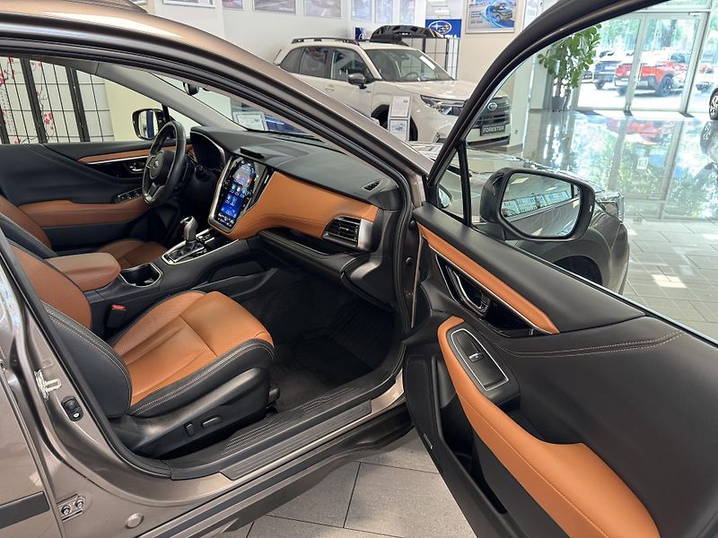 Subaru Outback 2.5i Touring Lin., CZ, 1. maj - fotka 10 z 48