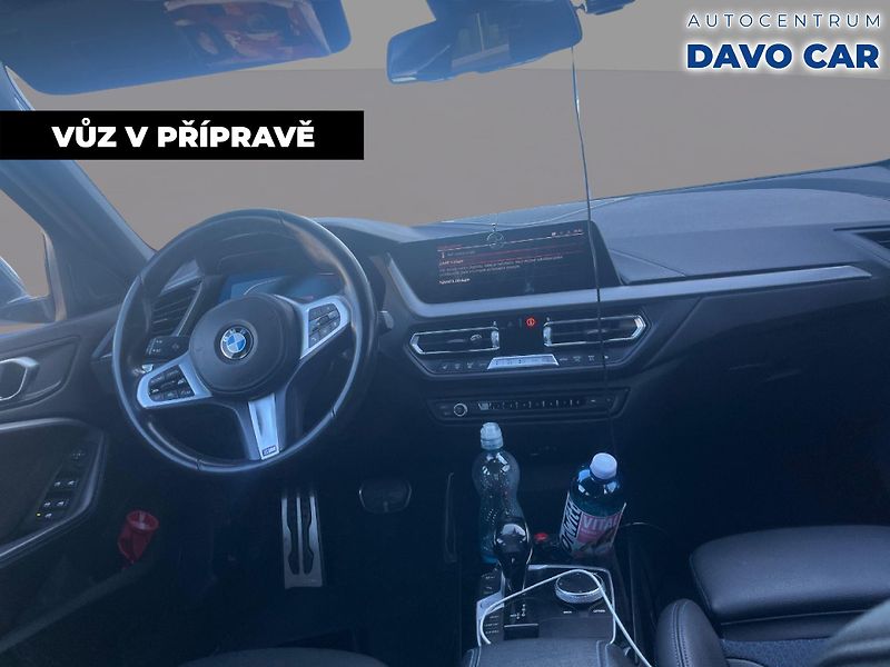 BMW Řada 1 2,0 120da 140kW M-paket - fotka 3 z 12