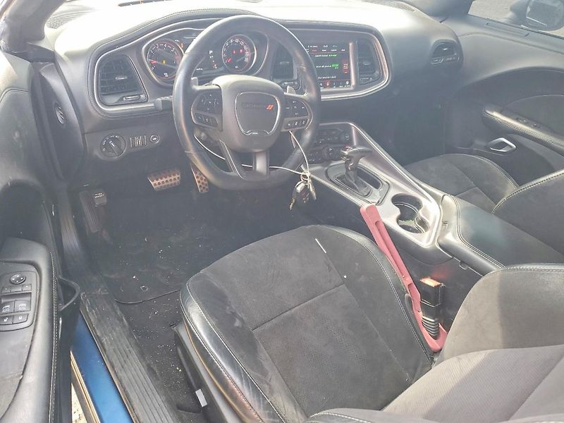 Dodge Challenger (2020) Auto na cestě - fotka 8 z 12