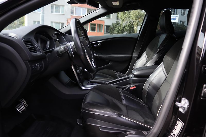 Volvo V40 Volvo V40 R-Design 140kW - fotka 24 z 55