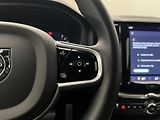 Volvo XC60 B4 AWD R-DESIGN AUT CZ - náhled 26