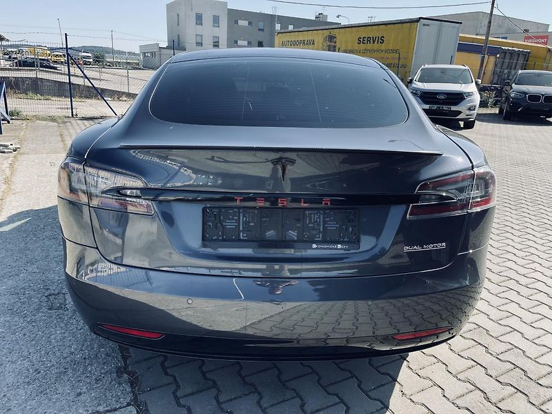 Tesla Model S (2020) S 800PS, REZERVOVÁNO - fotka 80 z 81