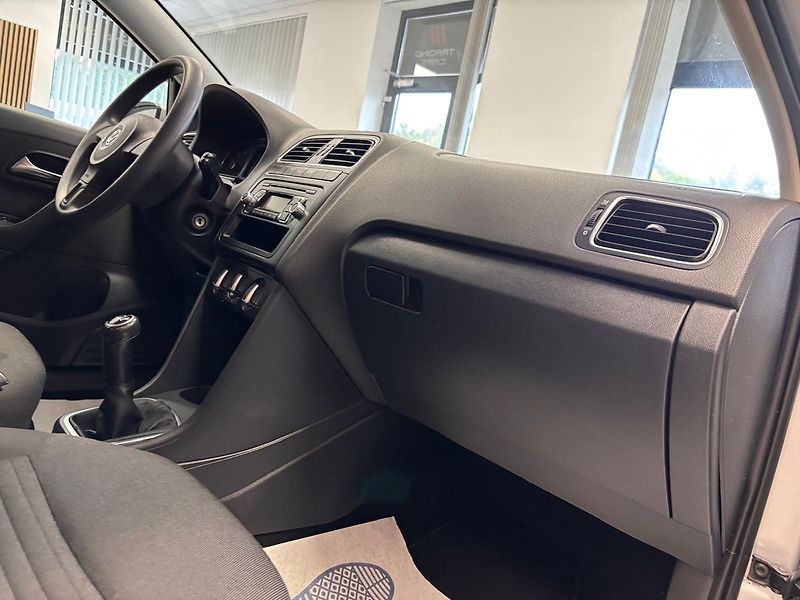Volkswagen Polo 1.2i - fotka 27 z 28