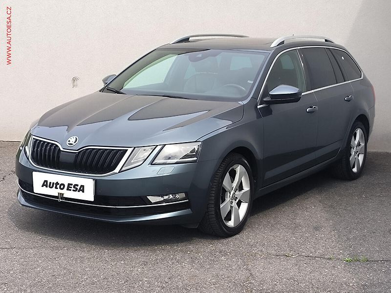 Škoda Octavia (2019) 1.5 TSi G-Tec, DSG - fotka 3 z 26