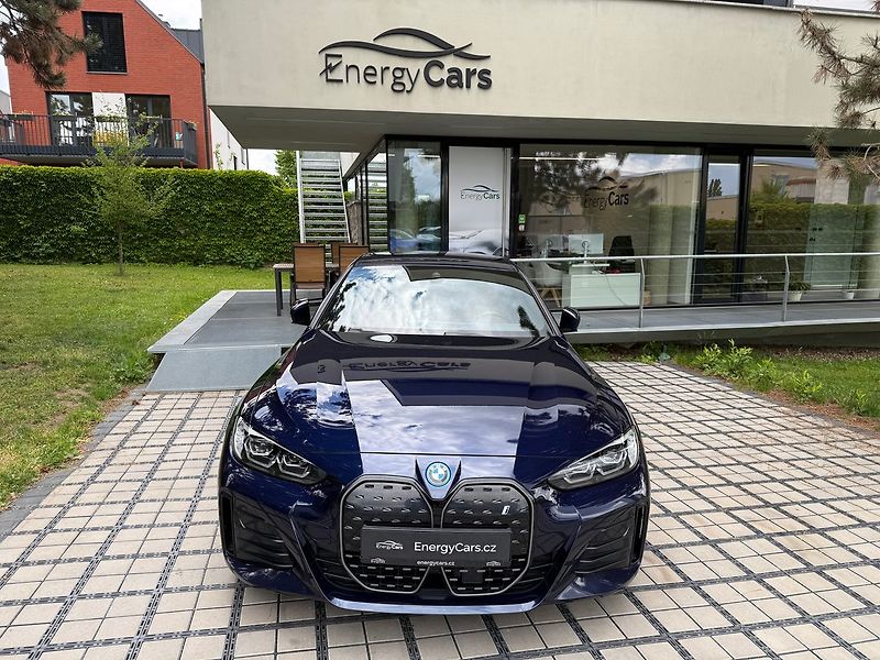BMW Ostatní eDrive 40, Tažné, M-paket, - fotka 2 z 40