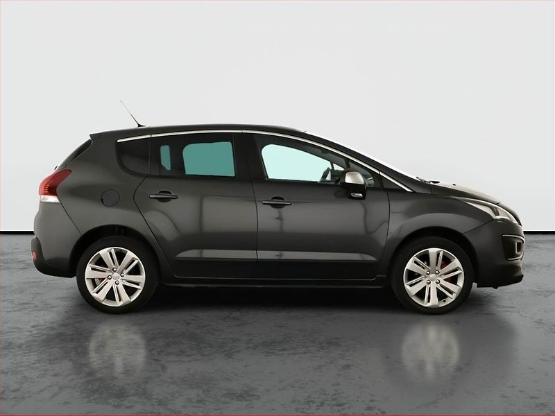 Peugeot 3008 (2014) 1.6 HDi, Automat, Navi, Xenony - fotka 6 z 18