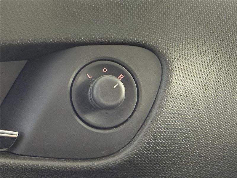 Opel Meriva 1,4   88kW,SERVISKA - fotka 11 z 23