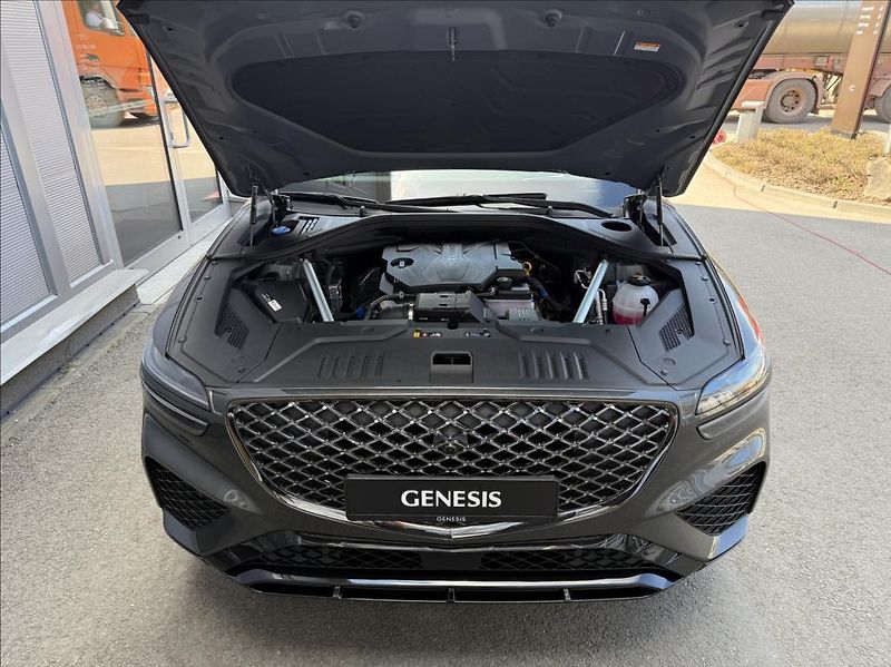 Genesis GV70 2,5 T AWD AT  Sport - fotka 21 z 22