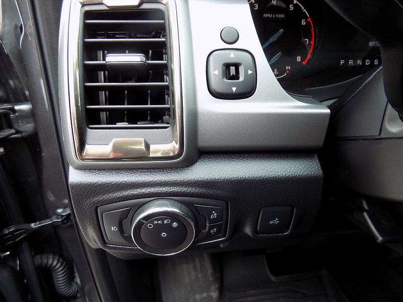 Ford Ranger (2022) 2.3XLT/Double Cab/4WD/AT/ - fotka 21 z 40