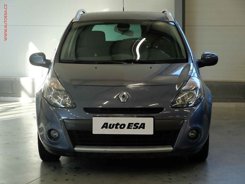 Renault Clio (2010) 1.2 TCe, AC, tempo - fotka 2 z 18