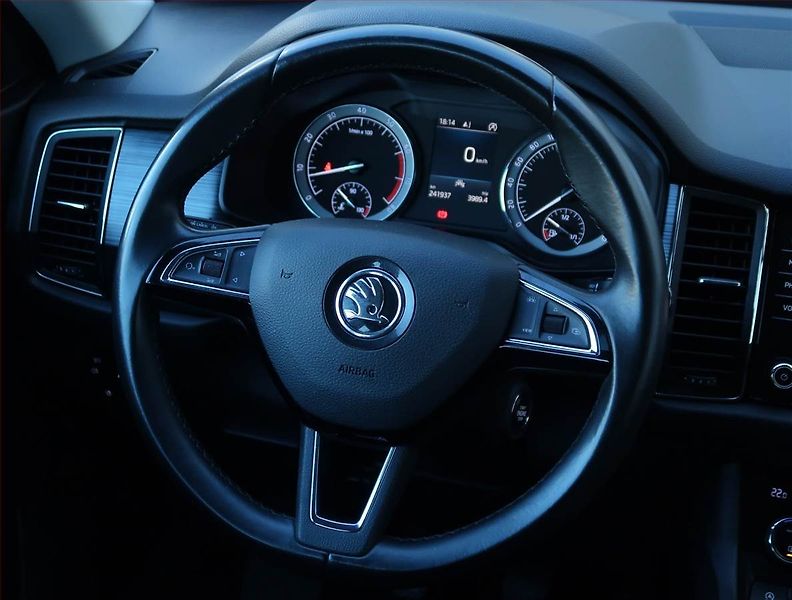 Škoda Kodiaq (2019) Style 1.5 TSI, Kůže, Navi - fotka 19 z 19