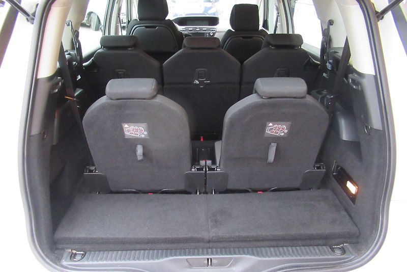 Citroën C4 Picasso 1.6 HDi AUT. KLIMA 7 MÍST - fotka 16 z 22