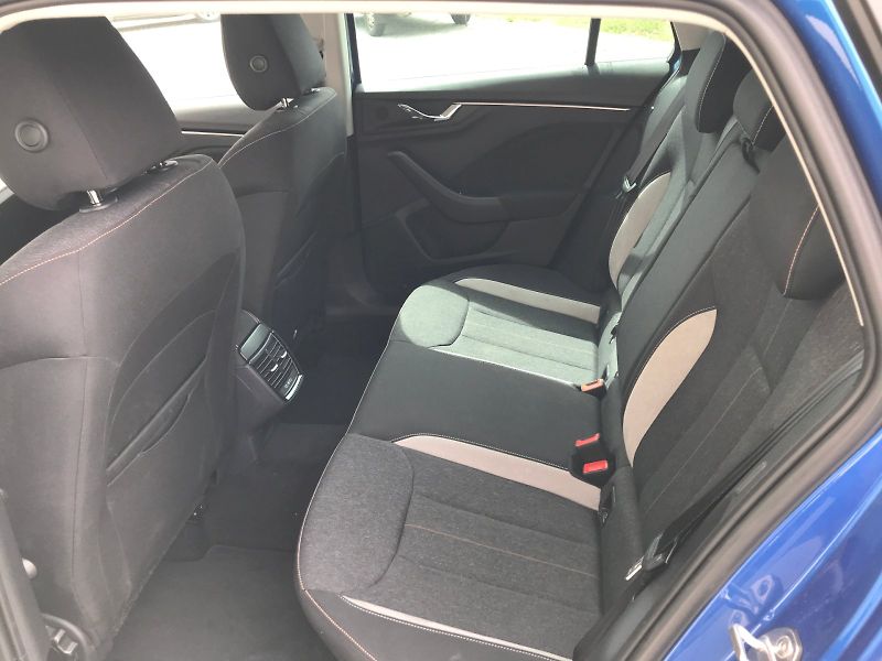 Škoda Scala (2024) SELEC TOP TSI 85/1.0 M6F - fotka 11 z 26