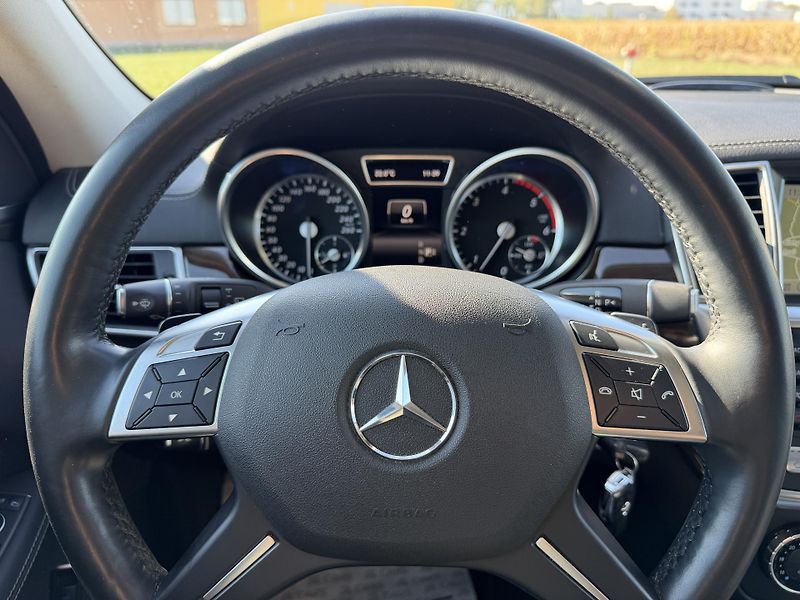 Mercedes-Benz GL 350 CDI XENON PANO MASÁŽ TAŽNÉ - fotka 18 z 63
