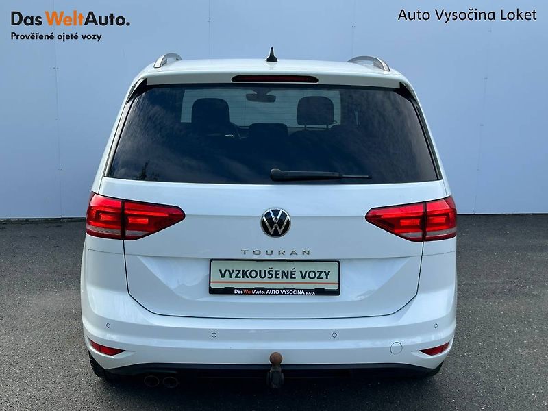 Volkswagen Touran (2022) 2.0 TDI 110kW DSG tažné - fotka 31 z 35