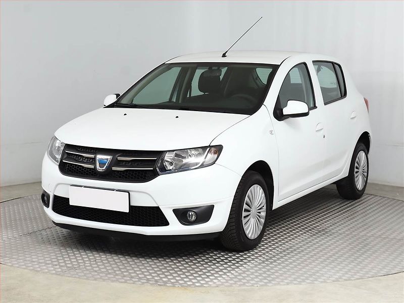 Dacia Sandero (2016) 0.9 TCe, Automat, ČR,1.maj - fotka 2 z 10