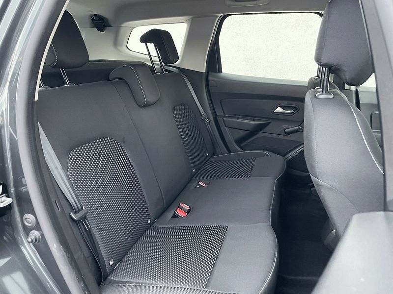 Dacia Duster (2021) Comfort 1,0TCe 100k LPG - fotka 10 z 18