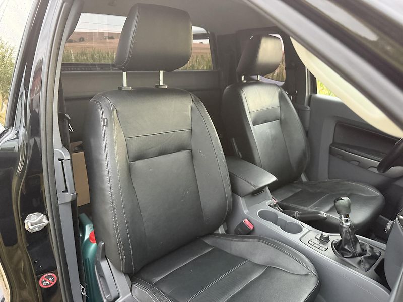 Ford Ranger 3,2 TDI 200PS *NOVÝ MOTOR* - fotka 42 z 73