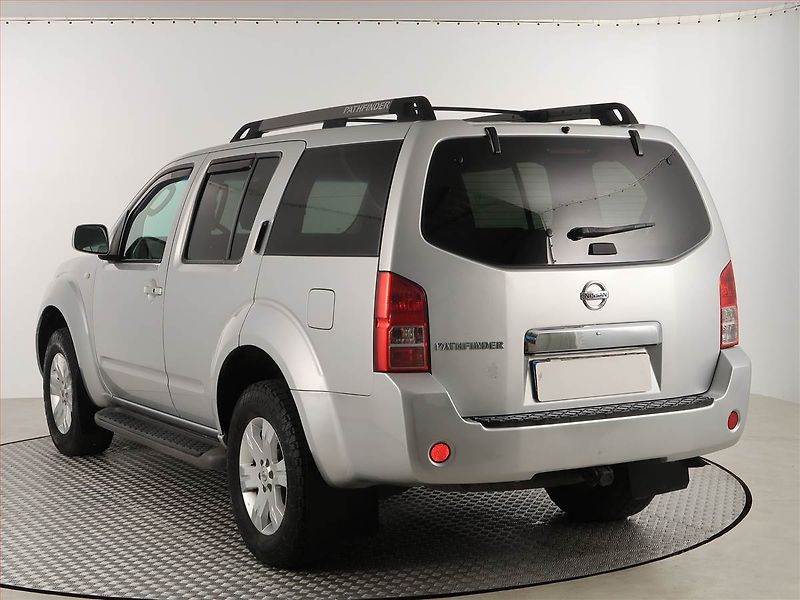 Nissan Pathfinder (2006) 2.5 dCi , 4X4, Automat - fotka 4 z 21