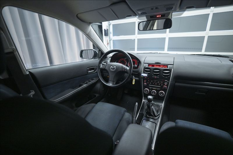 Mazda 6 2,0 i AAC VÝHŘEV BOSE NOVÉ ČR - fotka 13 z 33