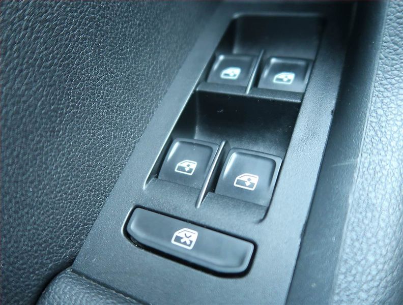 Škoda Octavia (2016) Style 1.6 TDI, Serv.kniha - fotka 13 z 13