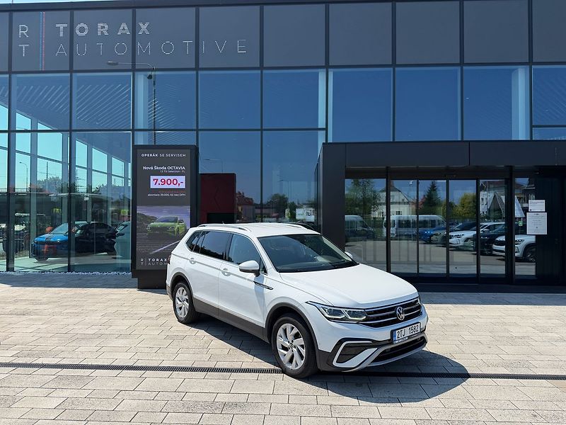 Volkswagen Tiguan Elegance 2,0TDI 110kW 4x4 DSG - fotka 1 z 23