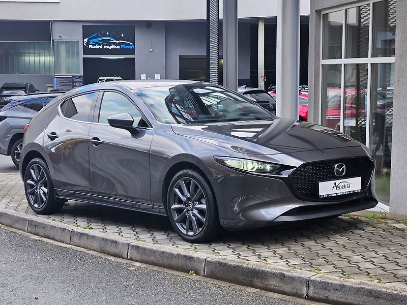 Mazda 3 2.5l e-SKYACTIV G, 1.majitel - fotka 7 z 31