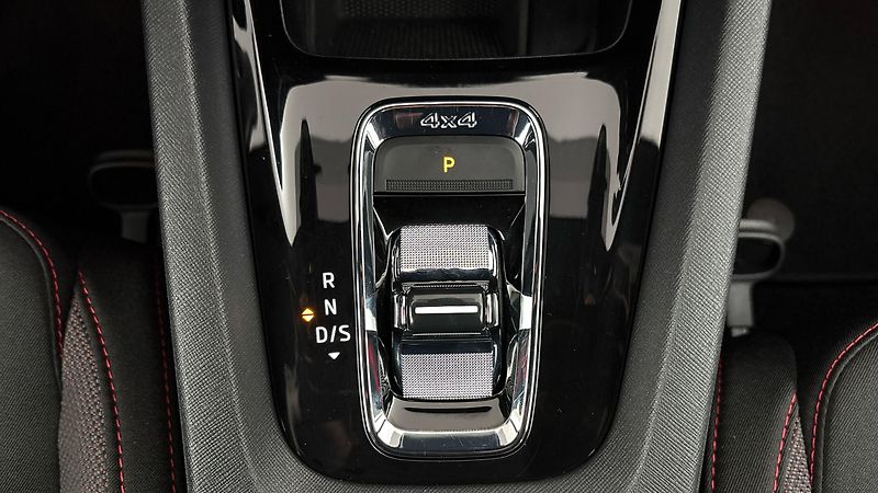 Škoda Octavia 2.0 TDI DSG 4x4 RS Combi - fotka 22 z 26