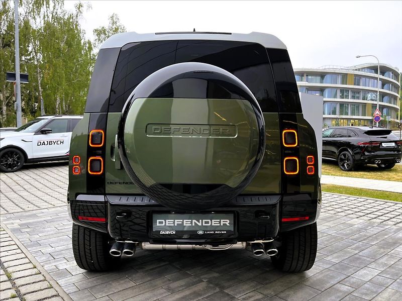 Land Rover Defender (2026) 110 V8 P425 X-DYNAMIC HSE - fotka 3 z 35