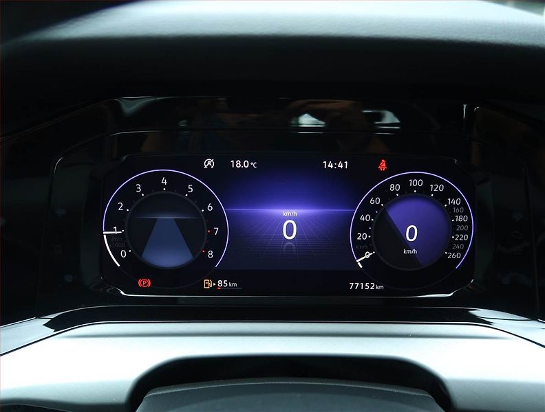 Volkswagen Golf (2021) Life 1.5 TSI, ČR,1.maj - fotka 11 z 21