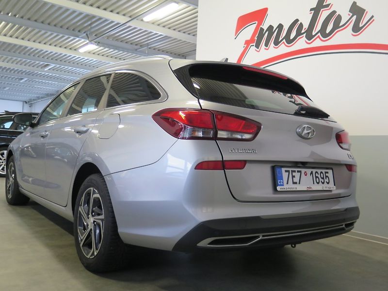 Hyundai i30 (2021) 1.5T-GDi MHEV,tažné,kamera,nav - fotka 29 z 29
