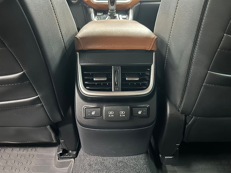 Subaru Outback (2023) 2.5 TOURING 2023 | Záruka - fotka 38 z 59