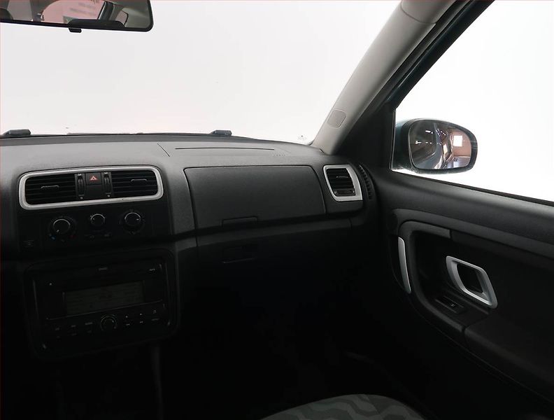 Škoda Roomster (2008) Comfort 1.2 12V, po STK - fotka 8 z 14