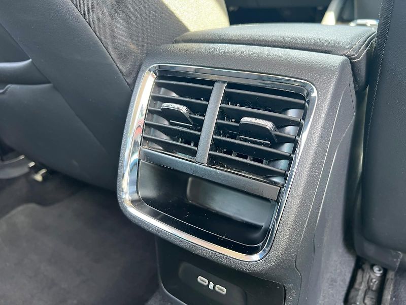 Škoda Octavia Combi Style 2.0 TDI 110kW DSG - fotka 22 z 26