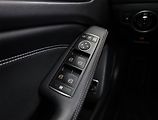 Mercedes-Benz GLA (2019) 200 d 4MATIC, 4X4 - náhled 16