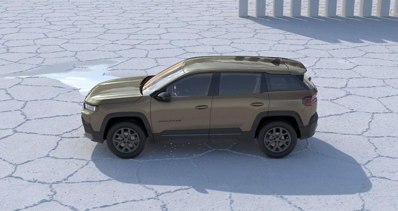 Jeep Compass (2026) Altitude e-Hybrid 145k eDCT6 - fotka 3 z 9