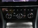 Škoda Superb 2.0 TDI 140kW SportLine DSG CZ - náhled 22
