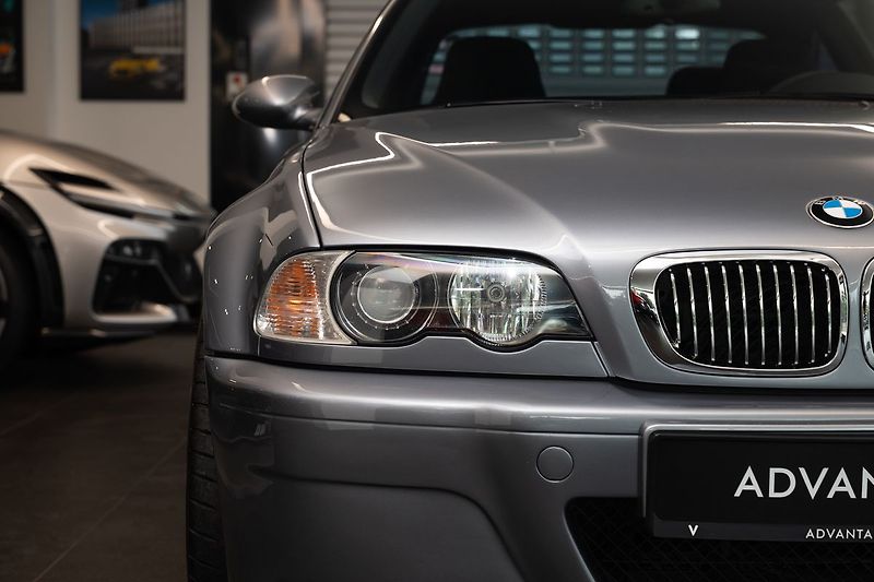 BMW M3 CSL - fotka 20 z 25