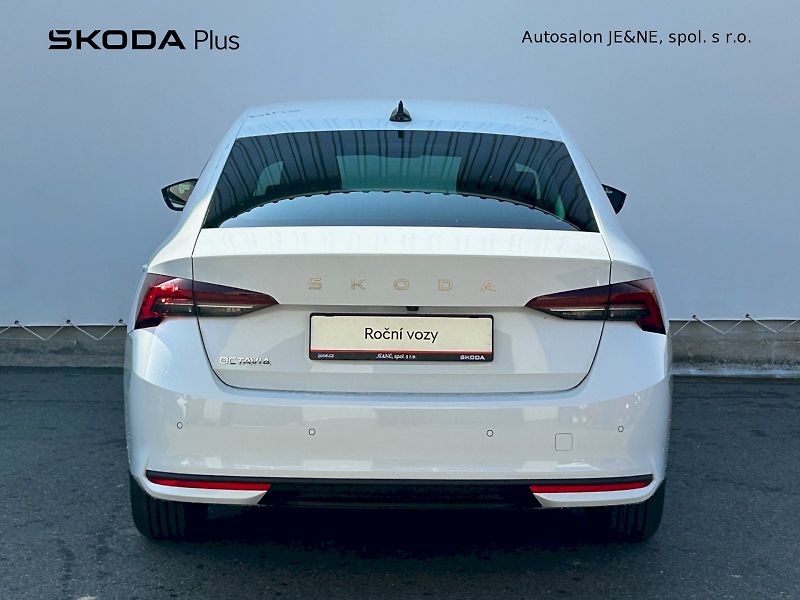 Škoda Octavia (2025) Selection 1.5 TSI 85 kW - fotka 9 z 31