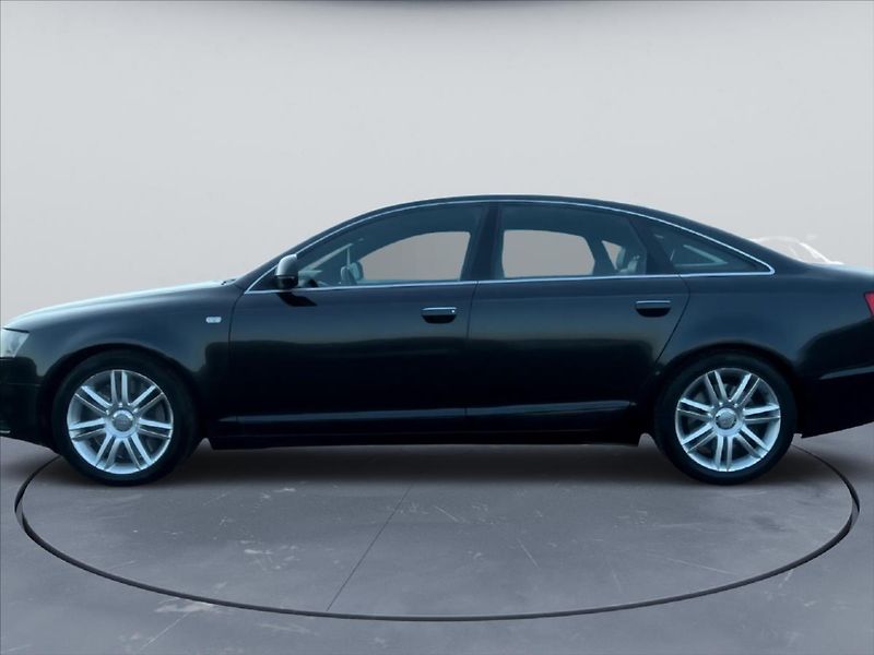Audi S6 5,2 fsi V10 exclusive - fotka 5 z 26