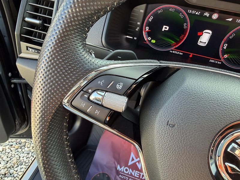 Škoda Karoq 2,0 TSi/140kW 4x4 DSG Sportlin - fotka 19 z 94