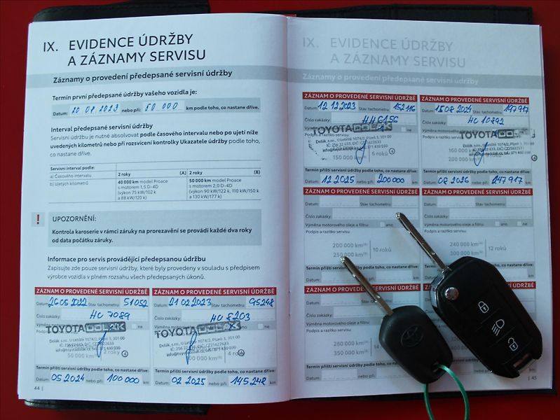 Toyota ProAce 2,0 D-4D 9míst L2 ČR 1.maj  Ko - fotka 9 z 22