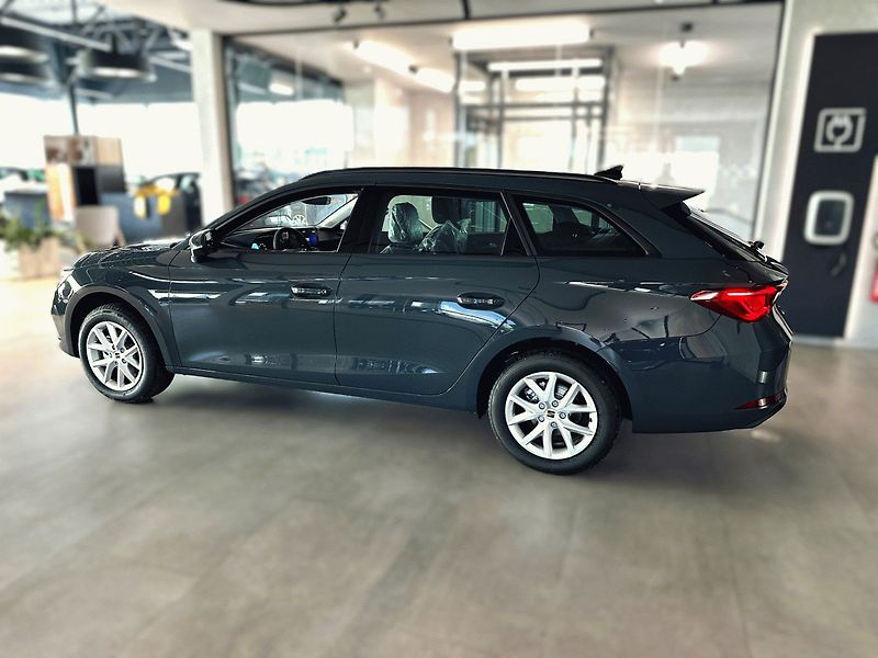 Seat Leon (2026) ST Style 1.5 TSI 115k - fotka 2 z 15