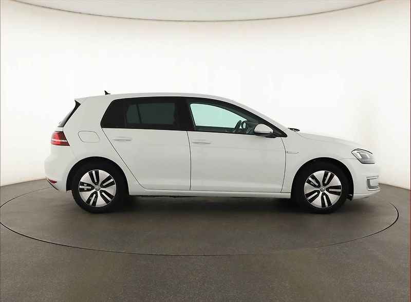 Volkswagen Golf (2016) 20.5 kWh - 25 Ah, SoH 79% - fotka 6 z 18