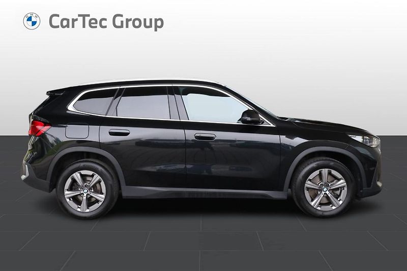 BMW X1 xDrive23d - fotka 4 z 27