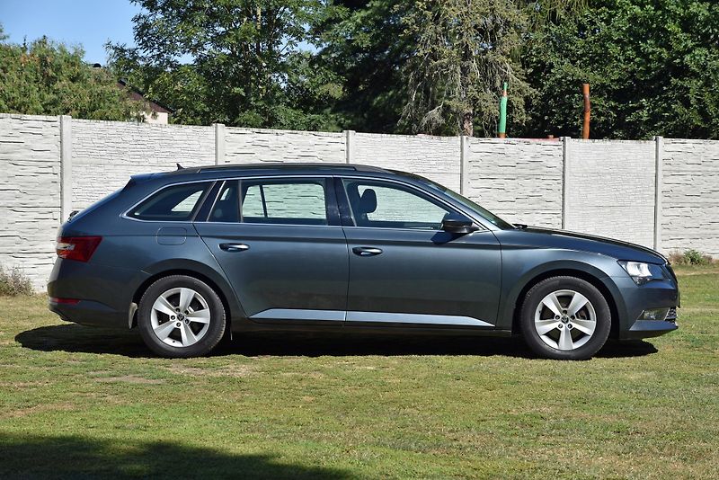 Škoda Superb 2.0 TDi CR,DKLIMA,VÝHŘEV,TEMP - fotka 2 z 50